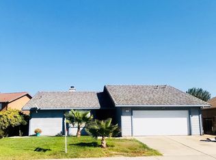 562 Elmwood Dr, Los Banos, CA 93635