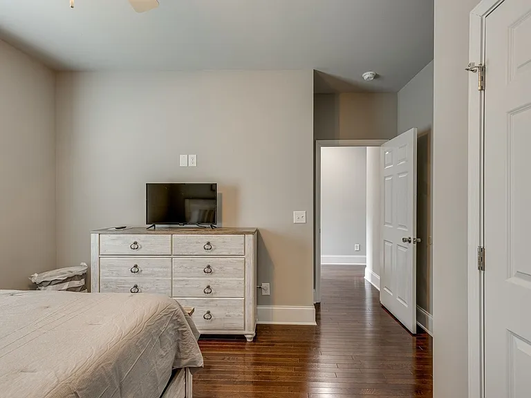 448 Caldwell Dr — Photo 13