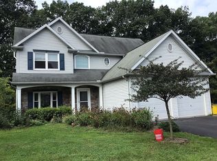 3104 Park Rd, Harrisburg, PA 17111