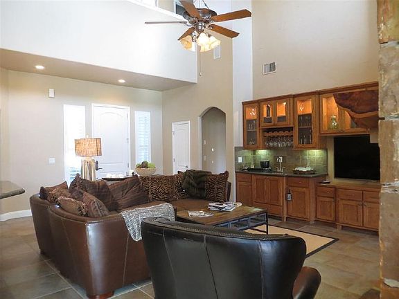 4th image of 105 Oasis Hls