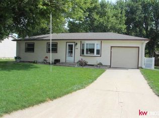 218 S Empire Ave, Exeter, NE 68351