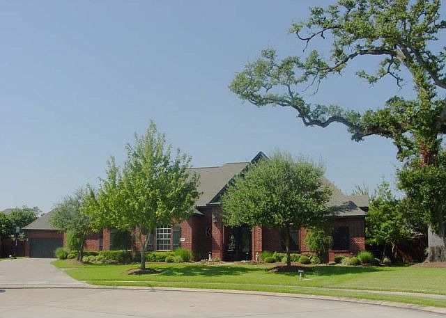 1st image of 60 Scotch Pine Ct