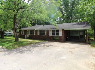 1009 W Pryor St, Athens, AL 35611