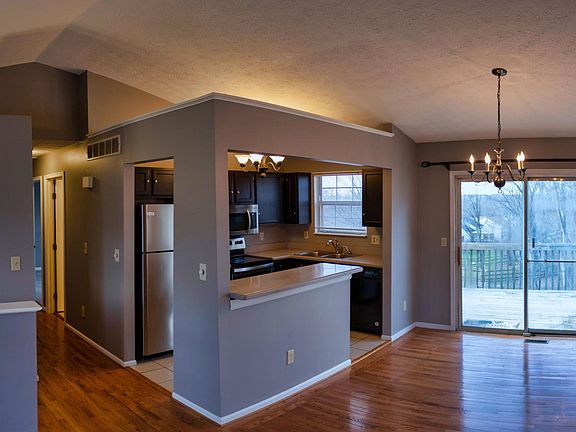 2nd image of 9138 Hawksridge Dr