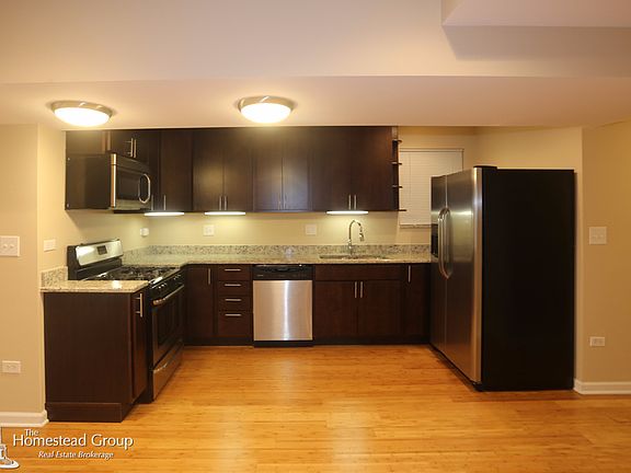 2nd image of 2215 W Medill Ave #Garden