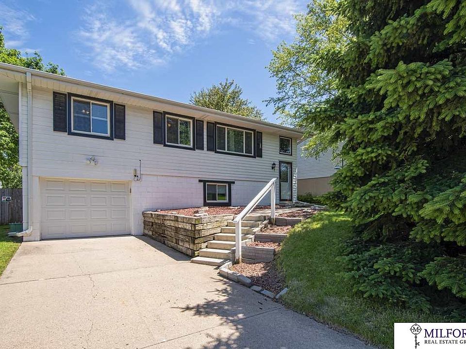 1st image of 4823 N 131st St