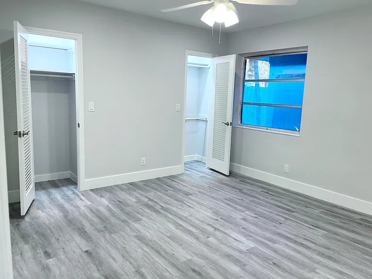 927 N L St — Photo 10