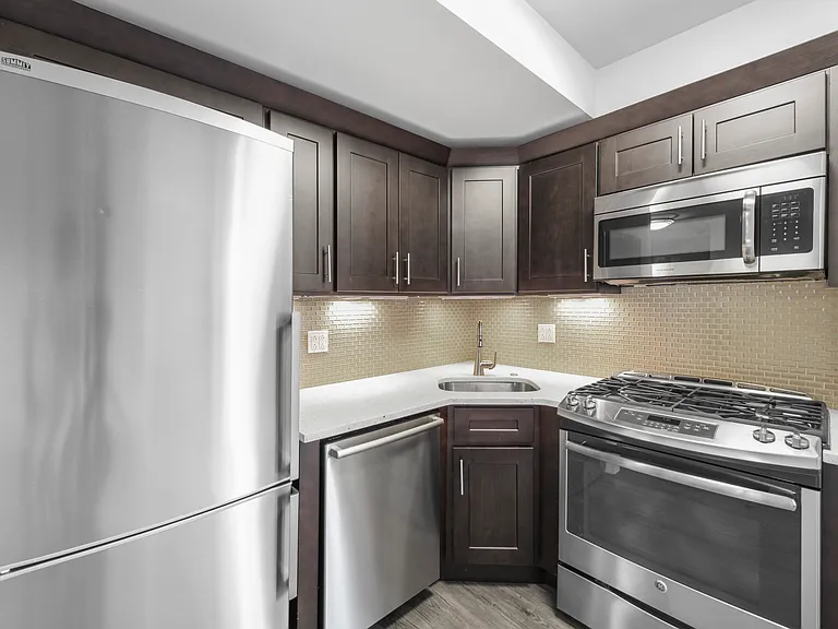354 E 91st St #1601 — Photo 5