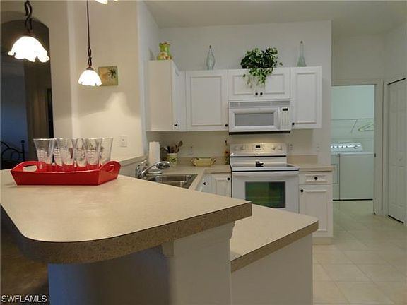 4th image of 10609 Camarelle Cir