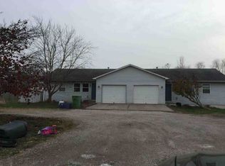 809 Wolf Dr, Lathrop, MO 64465