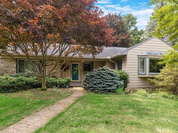 108 Archer Rd, Syracuse, NY 13207