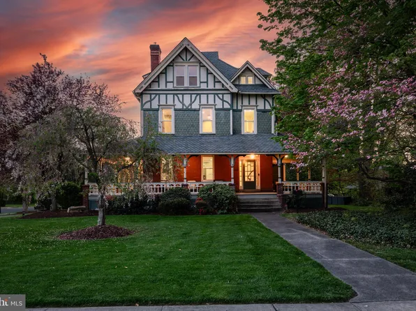 400 Chester Ave, Moorestown, NJ 08057