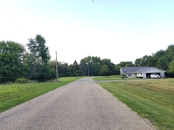 2nd image of 759 Lake Wildwood Dr
