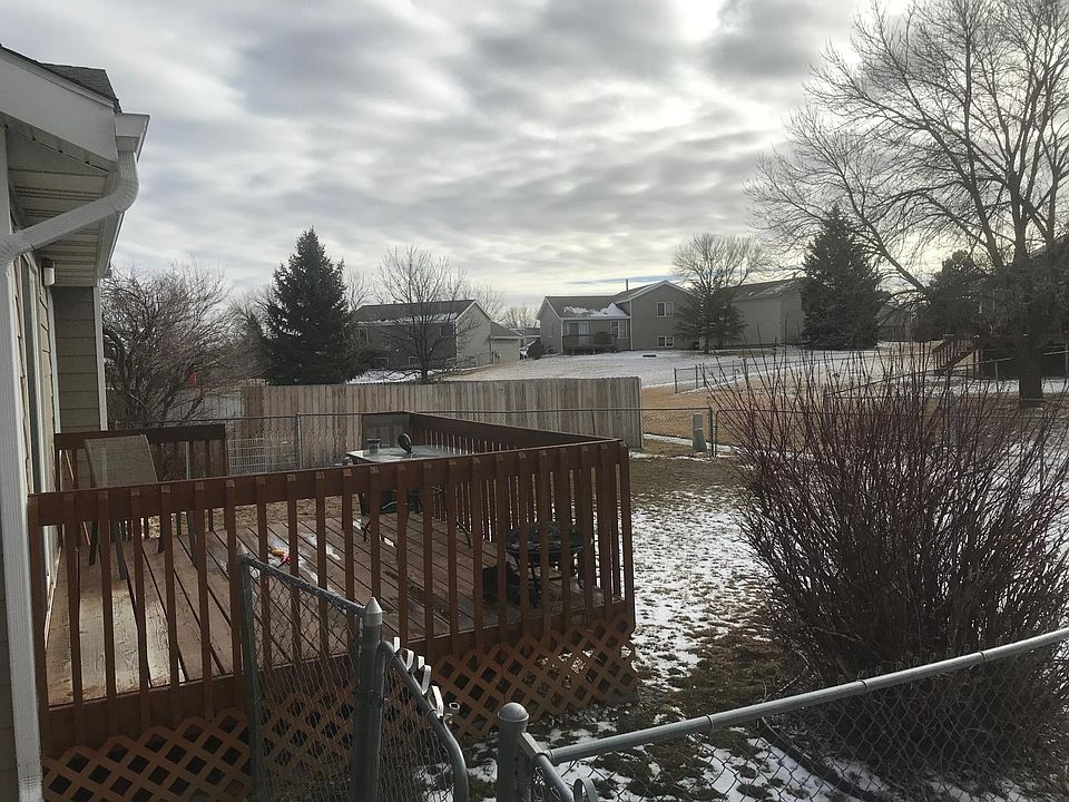 2nd image of 1207 Range View Cir