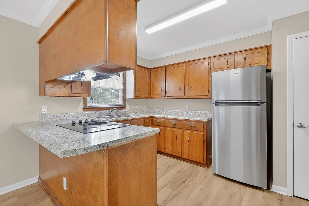 3 bed, 1265 sqft, $1,550 — Photo 4
