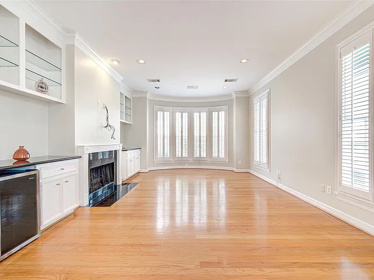 2124 Nantucket Dr #A — Photo 6