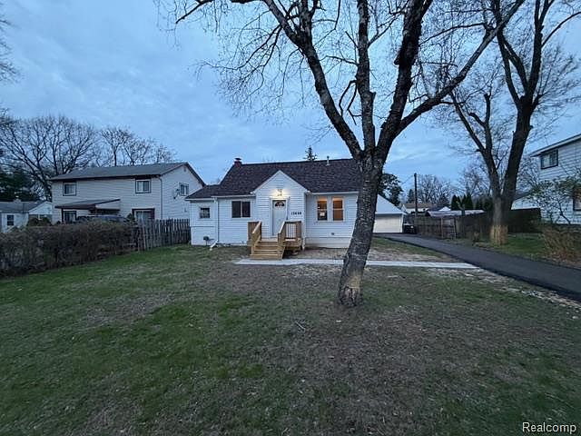 1st image of 10426 Stark Rd