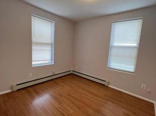 1516 Kennellworth Pl #1, Bronx, NY 10465