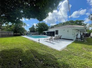 2115 Alamanda Dr #2115, Miami, FL 33181