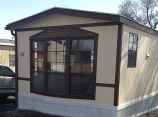 7115 Stewart Rd TRLR 37, Liberty, MO 64068