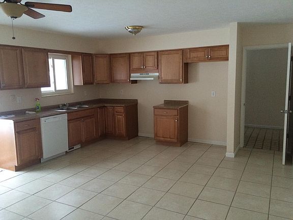 2nd image of 14140 Niagara Dr