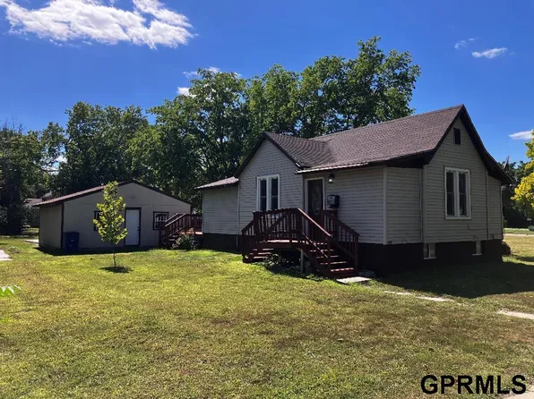 609 E 11th St, Schuyler, NE 68661