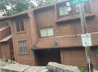 605 Mountain View Way, Bushkill, PA 18324