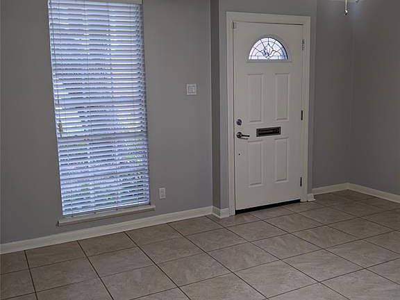 2nd image of 5239 Arboles Dr APT H