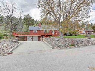 1611 Morningside Dr, Rapid City, SD 57701