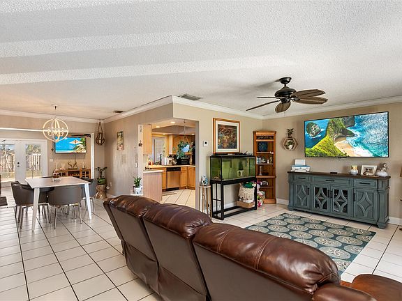 5th image of 3048 NW 113th Avenue