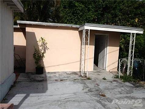2nd image of 6704 SW 25th St