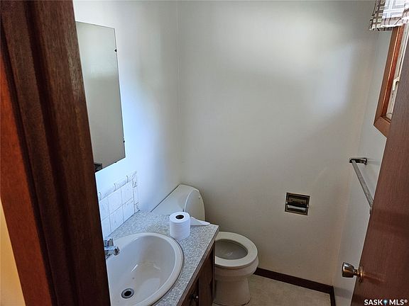 5th image of 1311 rothwell Street