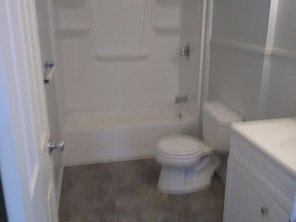 4th image of 1776 8th St