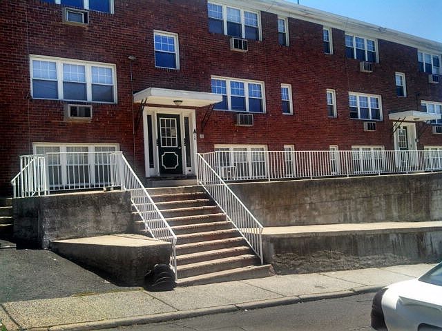 1st image of 26 Clinton St Unit 5