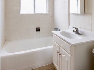 6565 Segovia Rd APT 1, Isla Vista, CA 93117