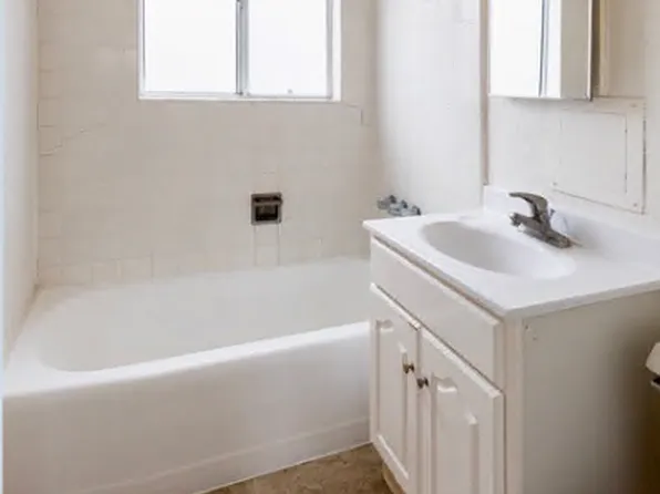 6565 Segovia Rd APT 1, Isla Vista, CA 93117