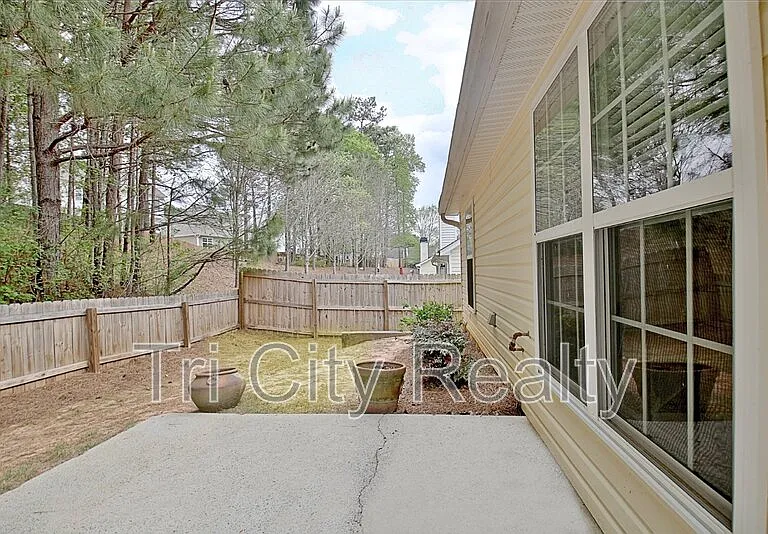 341 Hunterian Pl — Photo 22