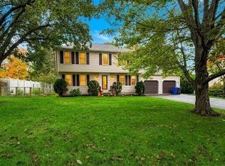 15 Tammie Rd, Hopedale, MA 01747