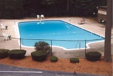 3rd image of 6 Greenbriar Dr APT 204