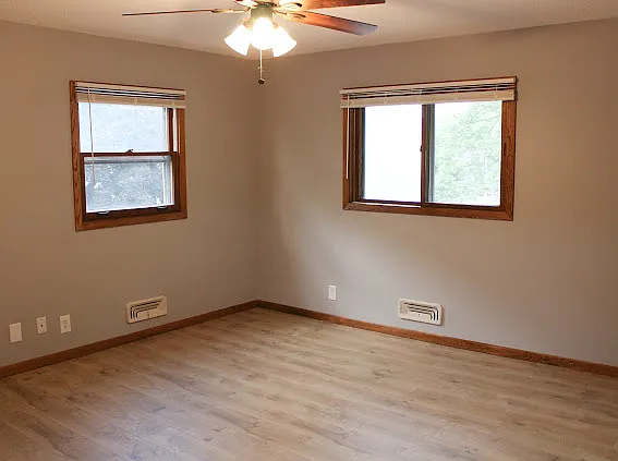 348 Belle Aire Dr — Photo 9