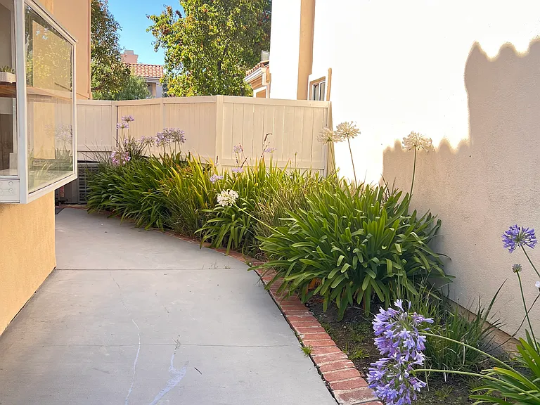 4344 Willow Glen St — Photo 35