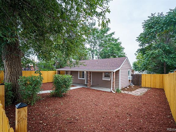 2nd image of 1240 S Navajo Street
