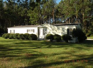 117 Clifford Nelms Rd, Hazlehurst, GA 31539