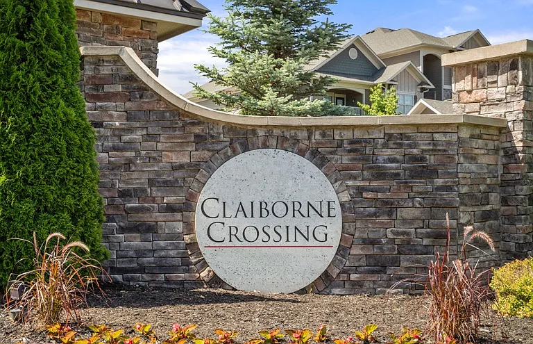 Claiborne Crossing Apartments — Photo 30