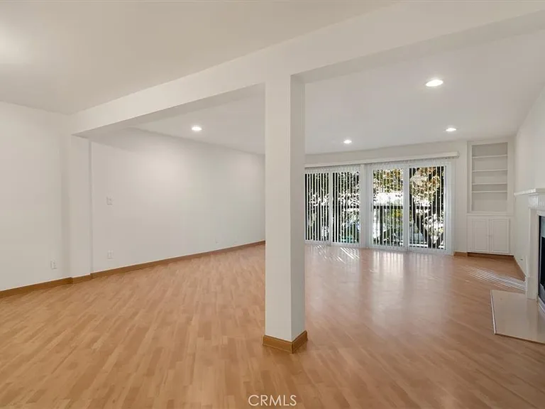 18324 Clark St #102 — Photo 5