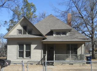 701 Tulip St, Earle, AR 72331