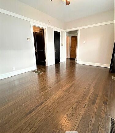 3rd image of 3502-08 W Grace St #35062