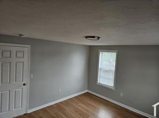 85 East St FLOOR 3, North Attleboro, MA 02760