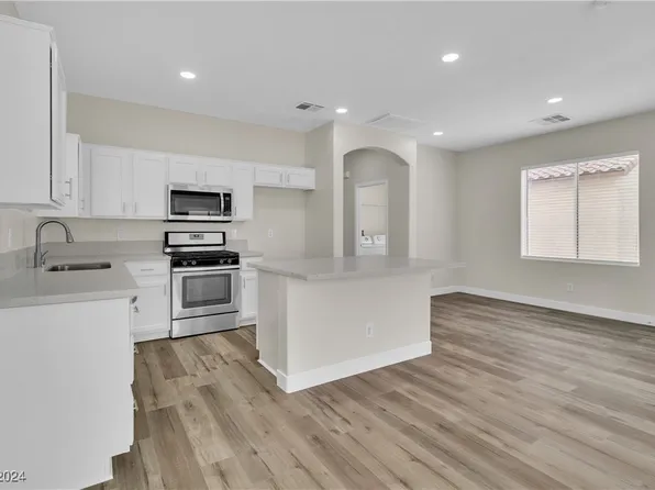 4448 Laguna Garden Ave, Las Vegas, NV 89115