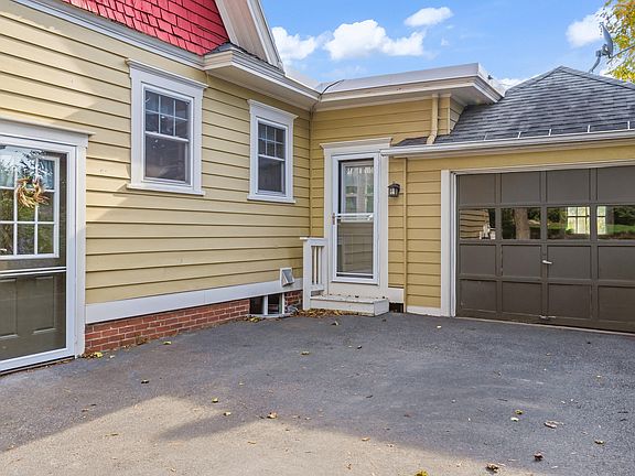 5th image of 89 Androscoggin  Avenue